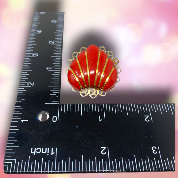 Vintage 1980's Gold Filigree Red Acrylic Heart Huge Earrings Clip On New Wave - Picture 4 of 5